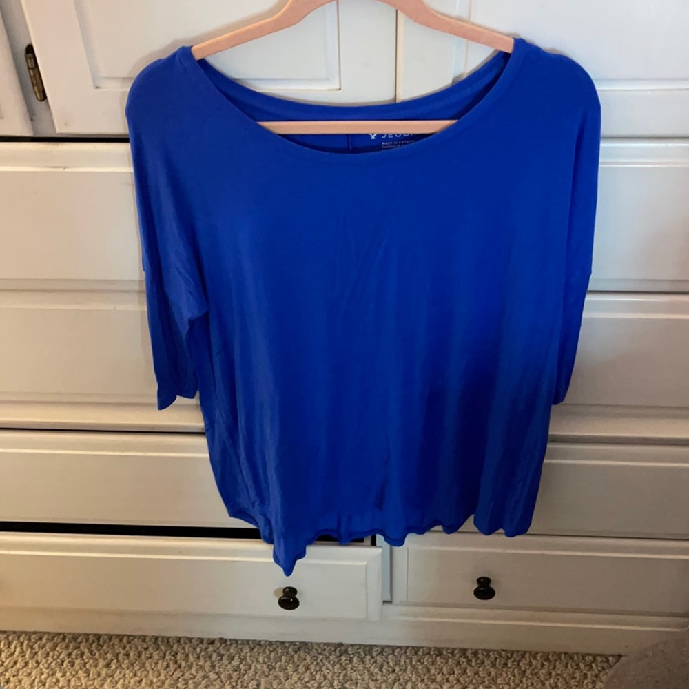 American Eagle Jegging Tee